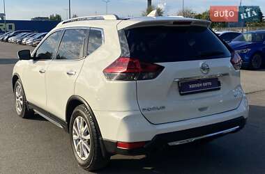 Позашляховик / Кросовер Nissan Rogue 2017 в 