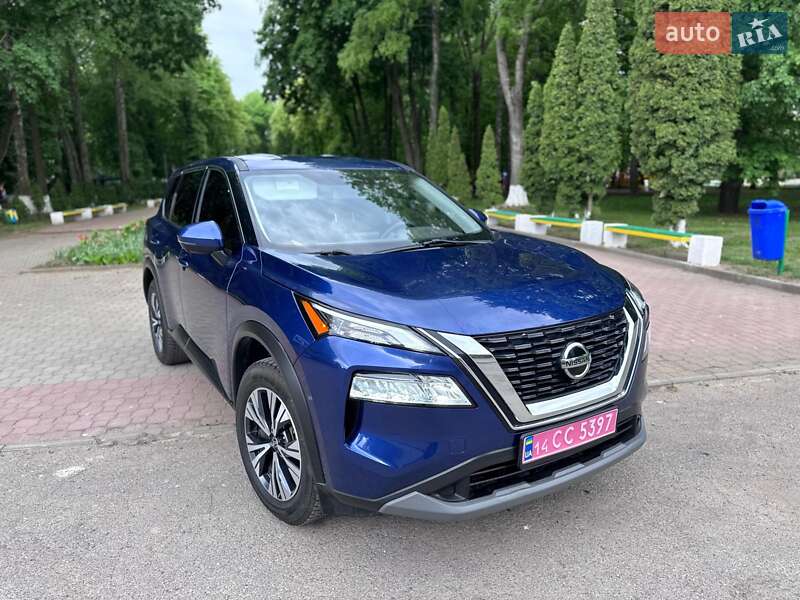 Внедорожник / Кроссовер Nissan Rogue 2020 в 