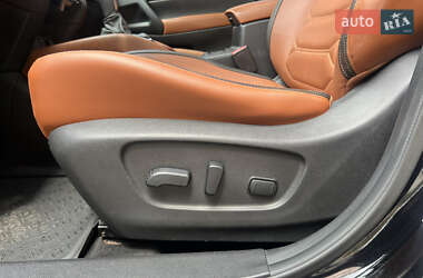 Позашляховик / Кросовер Nissan Rogue 2017 в 