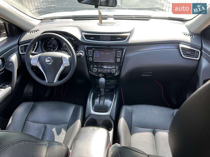 Внедорожник / Кроссовер Nissan Rogue 2016 в Одессе