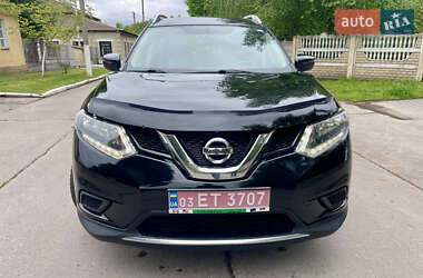 Внедорожник / Кроссовер Nissan Rogue 2016 в 