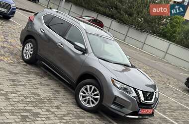 Внедорожник / Кроссовер Nissan Rogue 2018 в Луцке