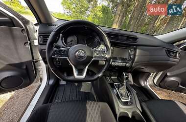 Внедорожник / Кроссовер Nissan Rogue 2019 в 