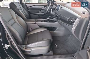 Внедорожник / Кроссовер Nissan Rogue 2022 в 