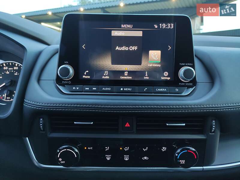 Внедорожник / Кроссовер Nissan Rogue 2021 в Львове