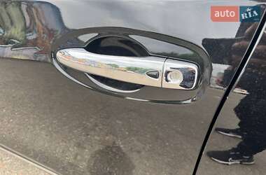 Внедорожник / Кроссовер Nissan Rogue 2017 в 