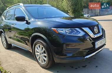 Внедорожник / Кроссовер Nissan Rogue 2018 в Львове