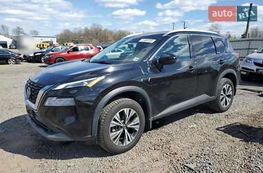 Внедорожник / Кроссовер Nissan Rogue 2021 в Ровно