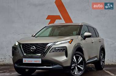Внедорожник / Кроссовер Nissan Rogue 2021 в 