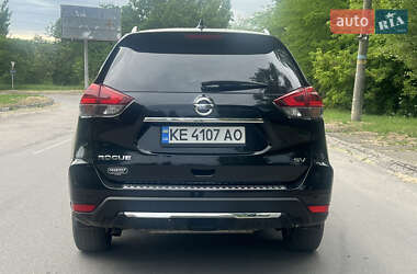 Внедорожник / Кроссовер Nissan Rogue 2019 в 