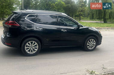 Внедорожник / Кроссовер Nissan Rogue 2019 в 