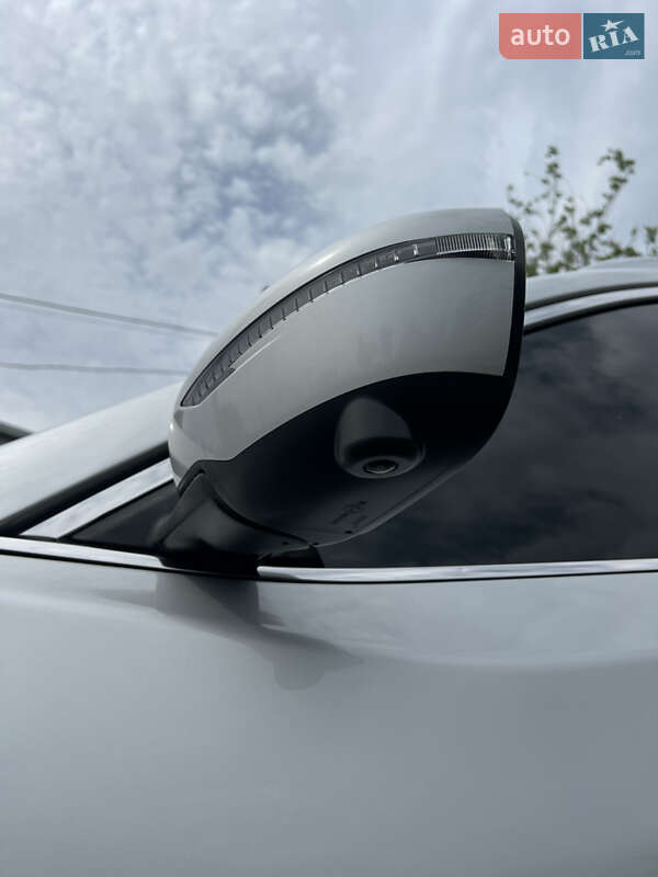 Позашляховик / Кросовер Nissan Rogue 2015 в Кривому Розі