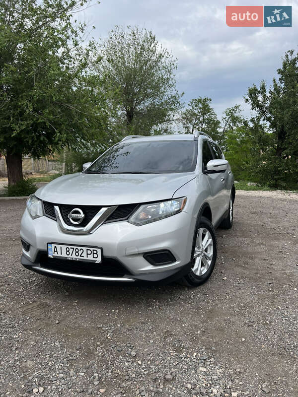 Позашляховик / Кросовер Nissan Rogue 2015 в Кривому Розі