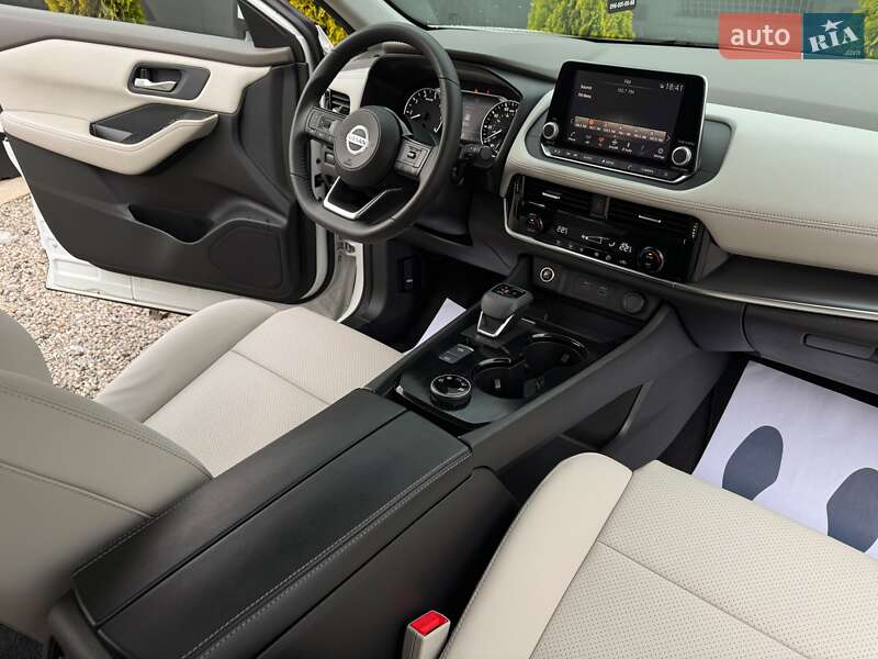 Позашляховик / Кросовер Nissan Rogue 2020 в Одесі