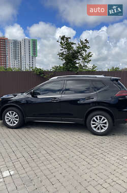 Внедорожник / Кроссовер Nissan Rogue 2019 в 