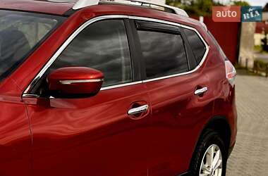 Внедорожник / Кроссовер Nissan Rogue 2015 в 