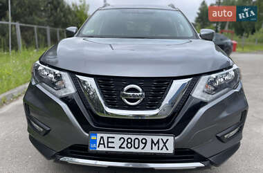 Позашляховик / Кросовер Nissan Rogue 2016 в 