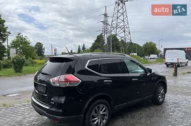 Внедорожник / Кроссовер Nissan Rogue 2014 в 