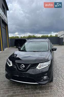 Внедорожник / Кроссовер Nissan Rogue 2014 в 