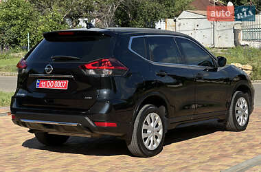 Внедорожник / Кроссовер Nissan Rogue 2020 в 