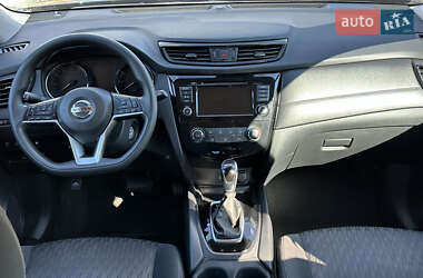 Внедорожник / Кроссовер Nissan Rogue 2020 в 