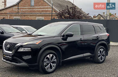 Внедорожник / Кроссовер Nissan Rogue 2021 в 