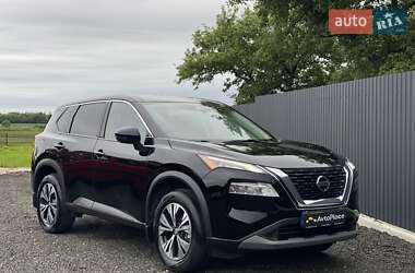 Внедорожник / Кроссовер Nissan Rogue 2021 в 