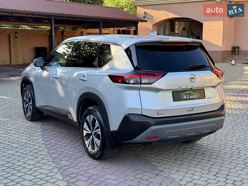 Внедорожник / Кроссовер Nissan Rogue 2021 в Мукачево