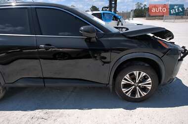 Внедорожник / Кроссовер Nissan Rogue 2021 в 