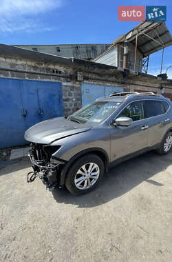 Внедорожник / Кроссовер Nissan Rogue 2016 в Киеве