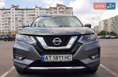 Внедорожник / Кроссовер Nissan Rogue 2016 в 