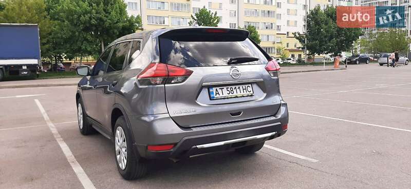 Внедорожник / Кроссовер Nissan Rogue 2016 в Ивано-Франковске