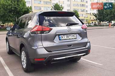 Внедорожник / Кроссовер Nissan Rogue 2016 в 