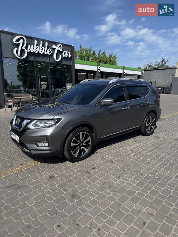 Внедорожник / Кроссовер Nissan Rogue 2019 в Харькове