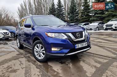 Внедорожник / Кроссовер Nissan Rogue 2018 в 