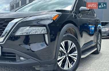 Внедорожник / Кроссовер Nissan Rogue 2021 в 