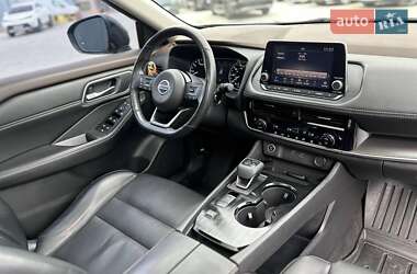 Внедорожник / Кроссовер Nissan Rogue 2021 в 