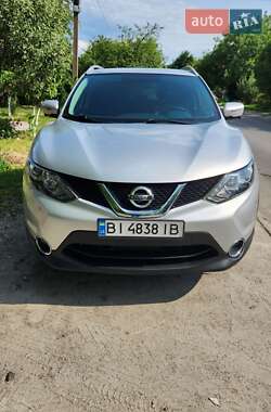 Внедорожник / Кроссовер Nissan Rogue 2017 в Полтаве