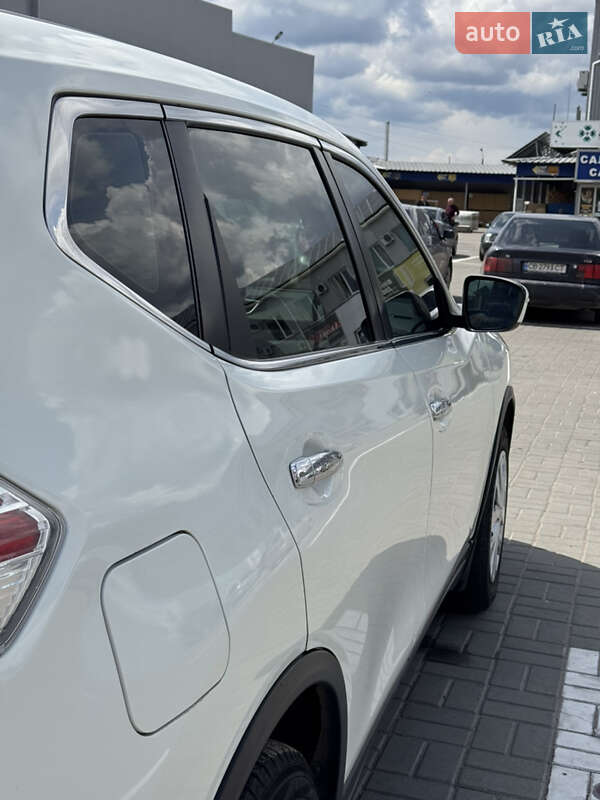 Позашляховик / Кросовер Nissan Rogue 2014 в Прилуках
