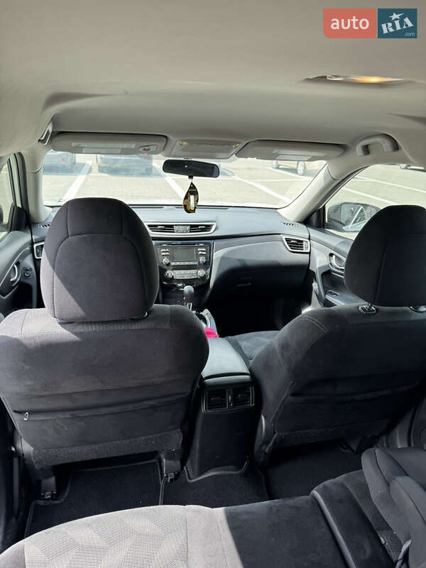 Позашляховик / Кросовер Nissan Rogue 2014 в Прилуках