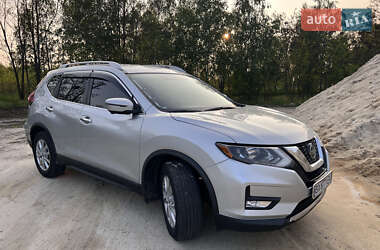 Внедорожник / Кроссовер Nissan Rogue 2017 в 