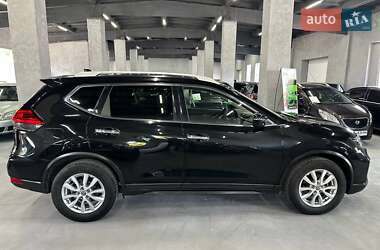 Позашляховик / Кросовер Nissan Rogue 2018 в 