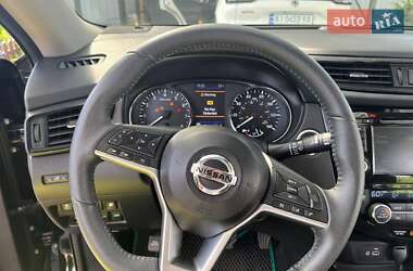 Позашляховик / Кросовер Nissan Rogue 2019 в 