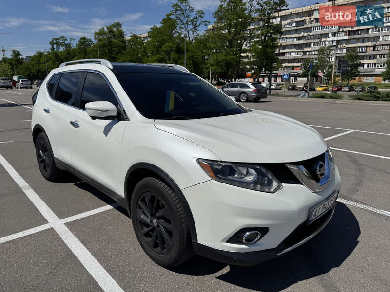 Позашляховик / Кросовер Nissan Rogue 2014 в 