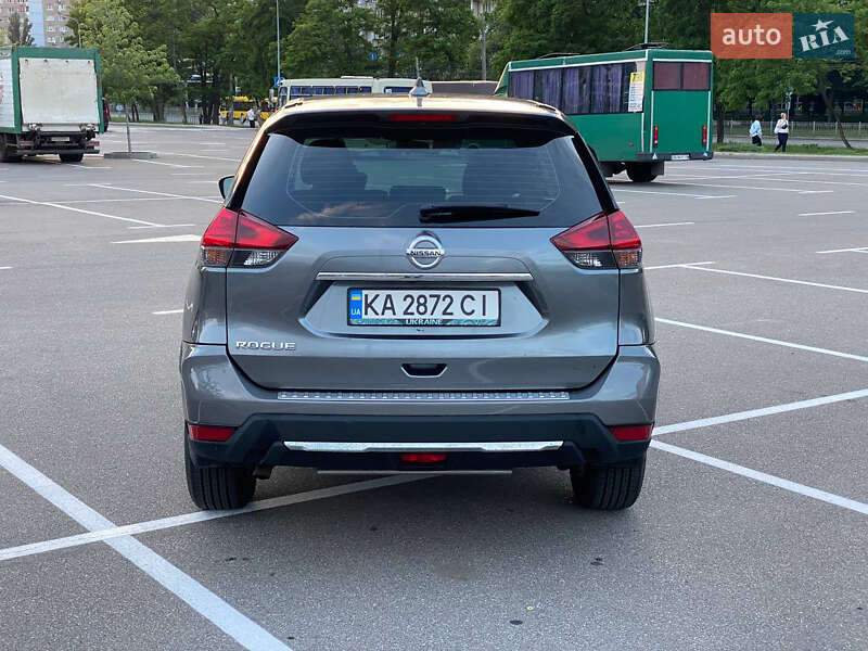 Внедорожник / Кроссовер Nissan Rogue 2018 в Киеве