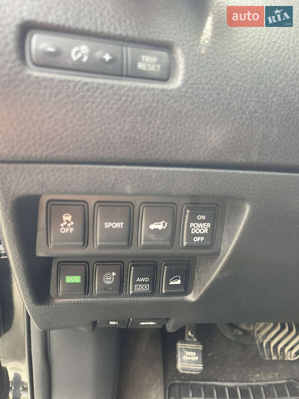 Позашляховик / Кросовер Nissan Rogue 2016 в Тернополі фото 9 Позашляховик / Кросовер Nissan Rogue 2016 в Тернополі