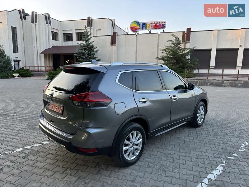 Позашляховик / Кросовер Nissan Rogue 2019 в Павлограді