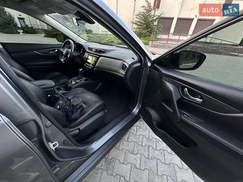 Позашляховик / Кросовер Nissan Rogue 2019 в Павлограді