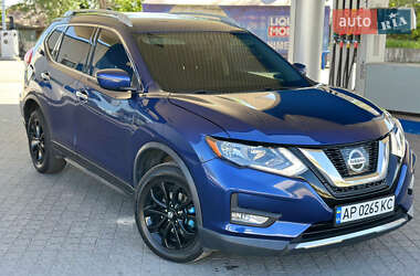 Внедорожник / Кроссовер Nissan Rogue 2018 в Запорожье