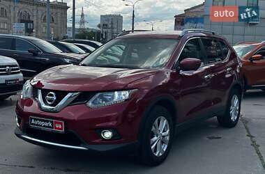 Внедорожник / Кроссовер Nissan Rogue 2016 в Харькове